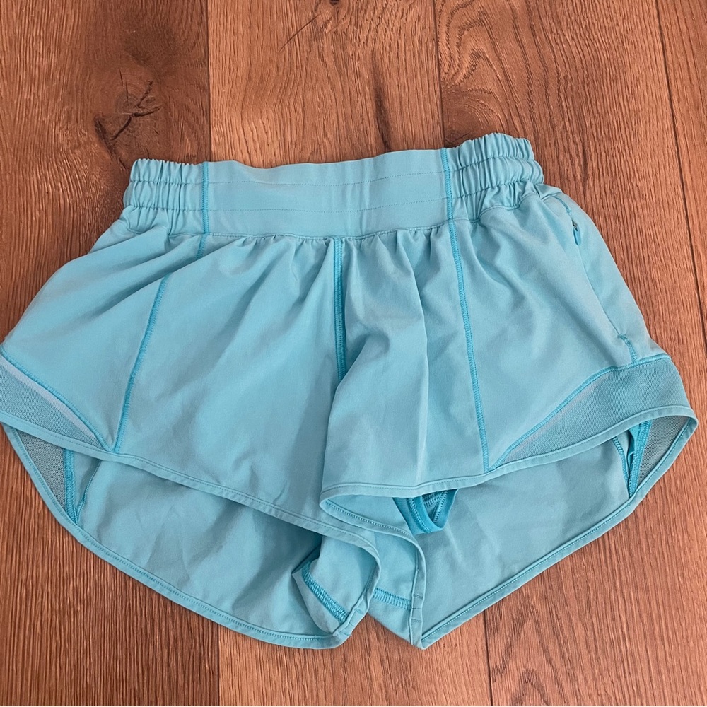 Lululemon hotty hot low rise blue shorts, 2.5 inches, size 4